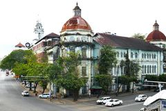 ...Kolonialbauten in Yangon...