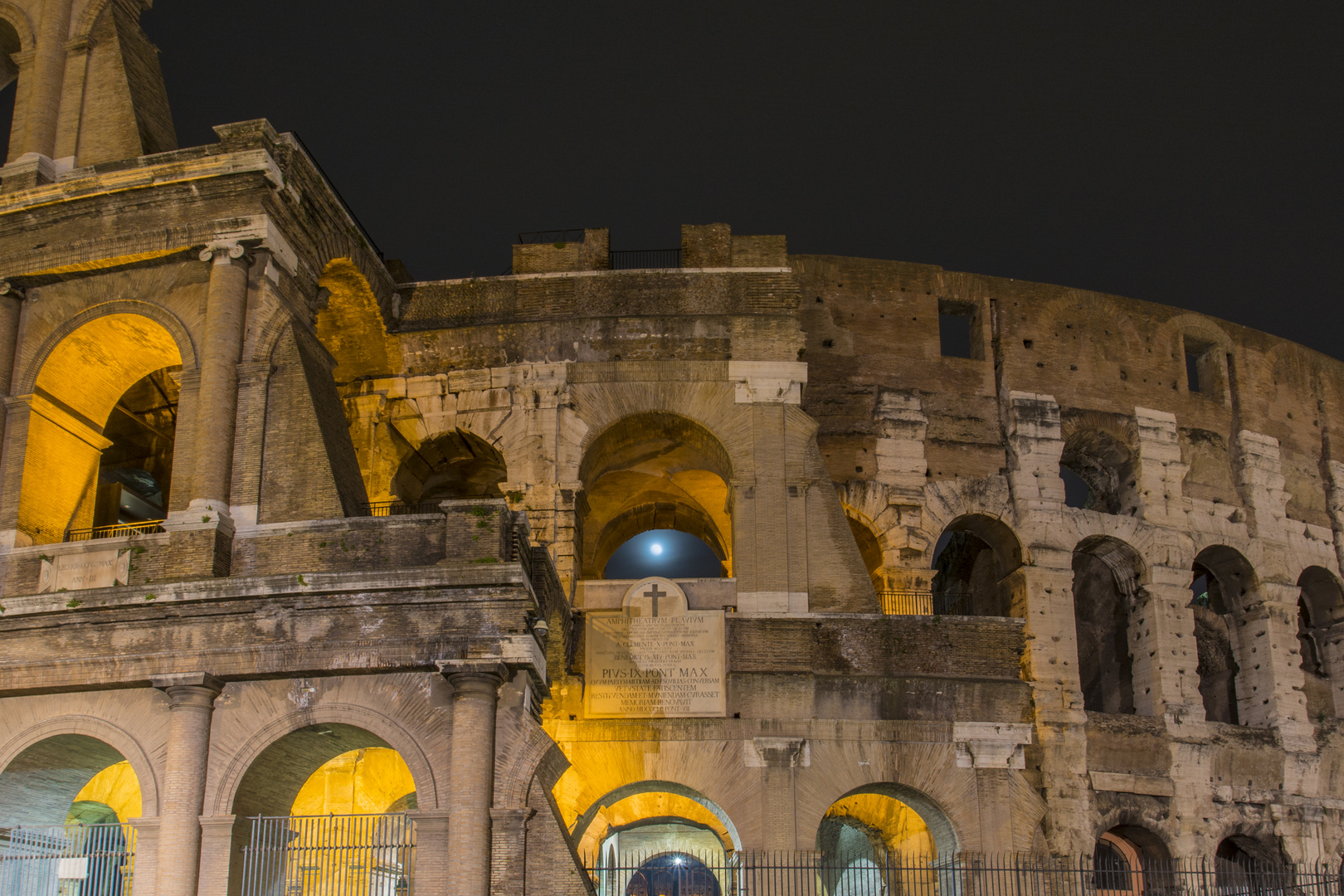 Kolosseum (Colosseo) bei Nacht, 18.03.2014