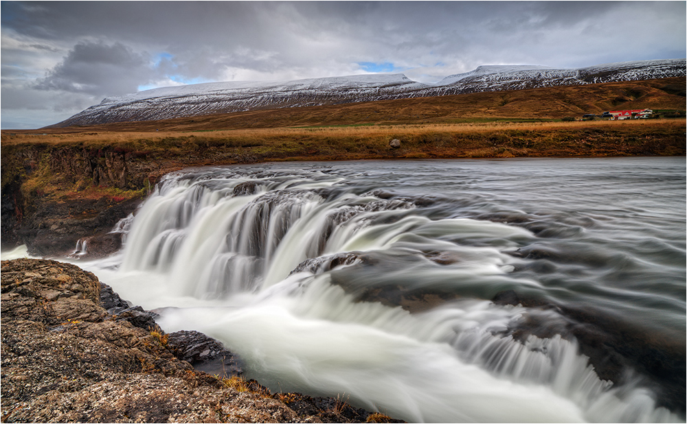 Kolugljufur Wasserfall 1