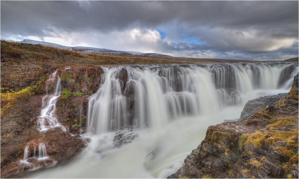 Kolugljufur Wasserfall 4