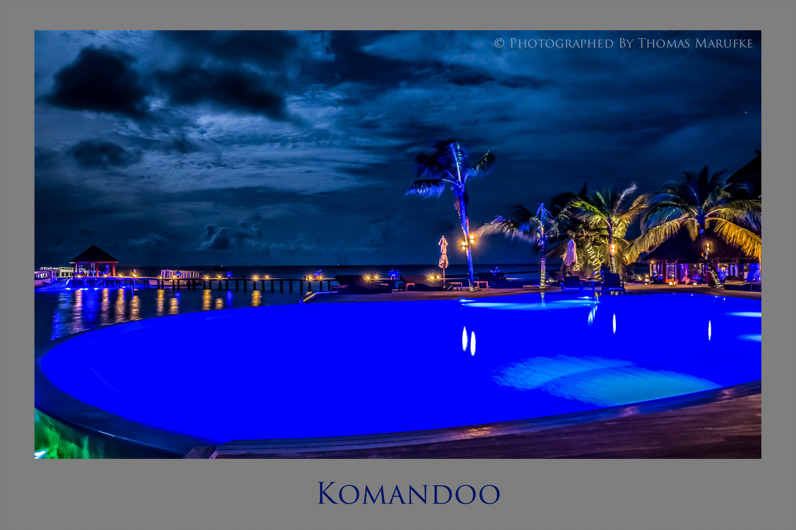 Komandoo at Night