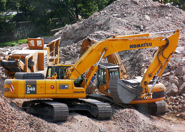 Komatsu, Cat u. Co 'at work'