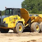 Komatsu HM300 in freier Wildbahn am Baggersee