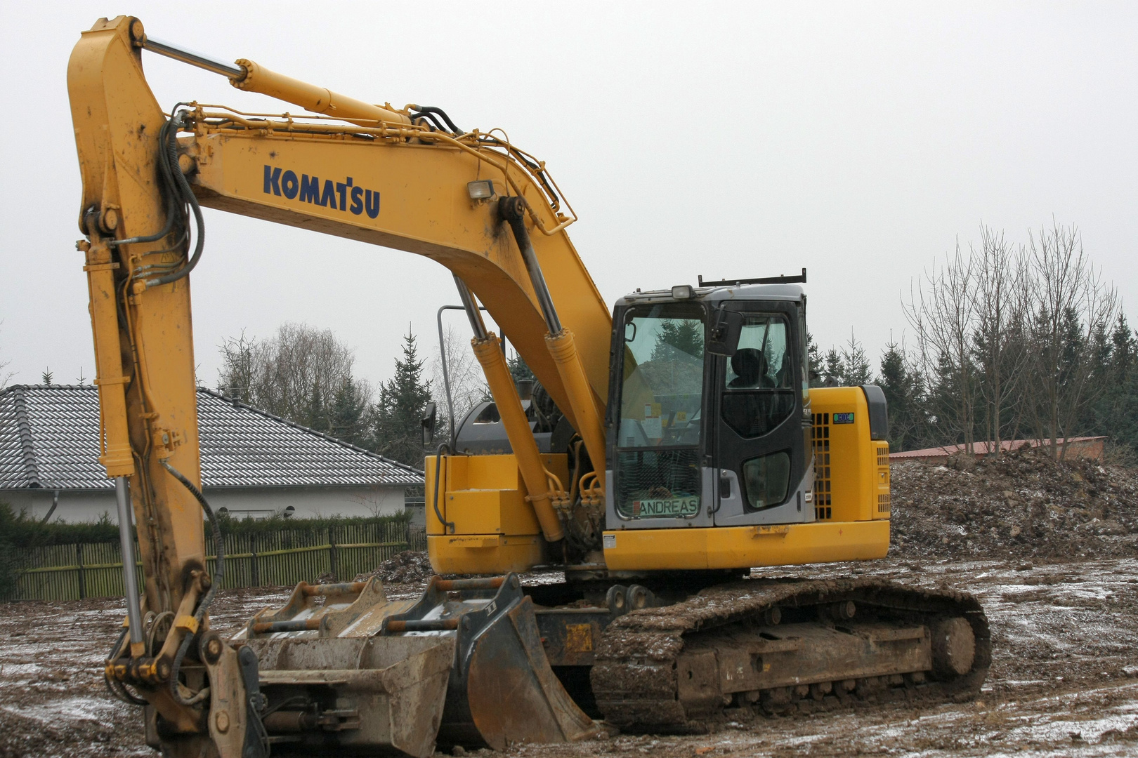 Komatsu PC 228USLC