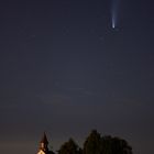 Komet Neowise über der Kapelle in Salmbach 