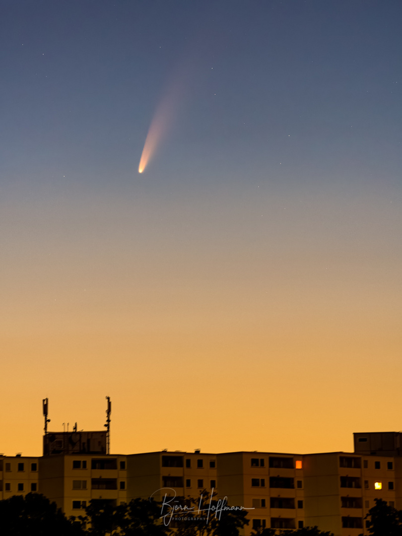 Komet NEOWISE über Stuttgart