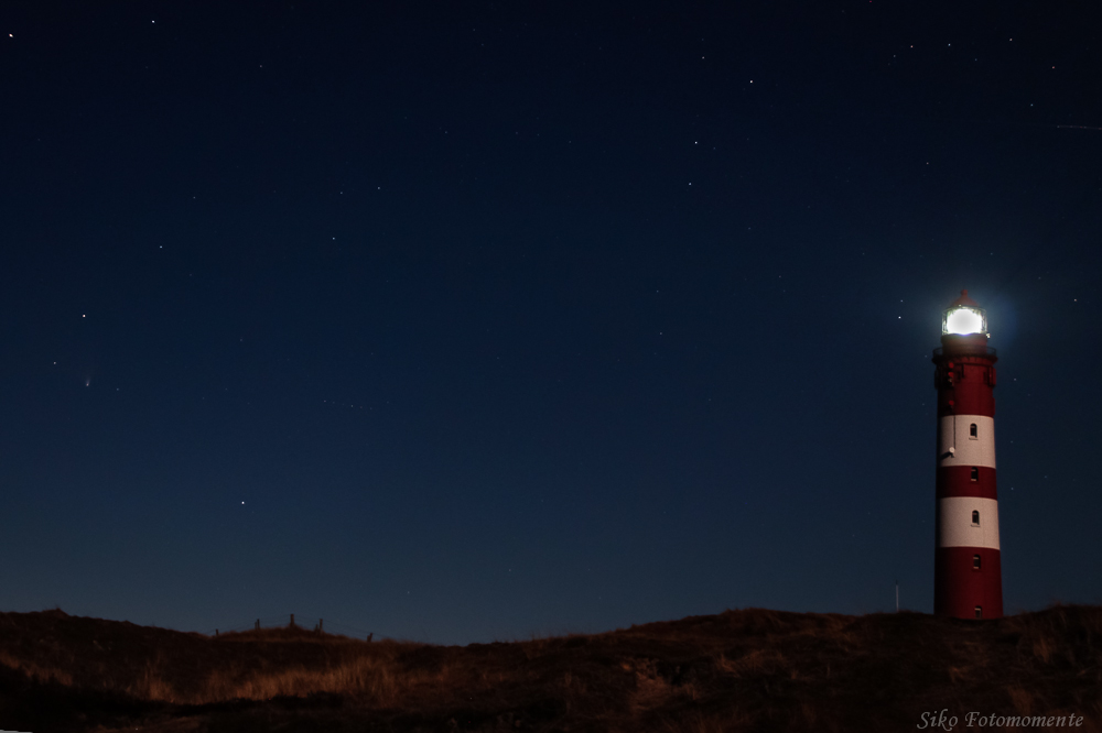 Komet Pan-STARRS im Sternenbild Andromeda