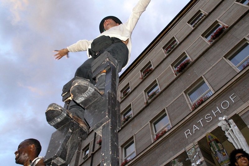 Komm! ins Offene Alle nach Halle/S