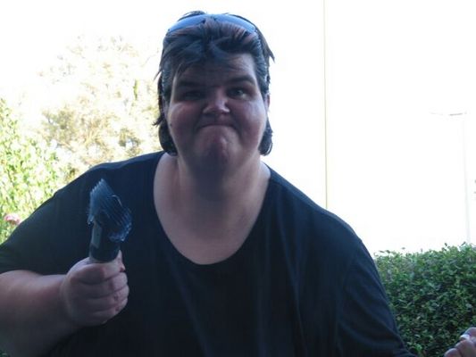 Komm las mich Deine Haare schneiden