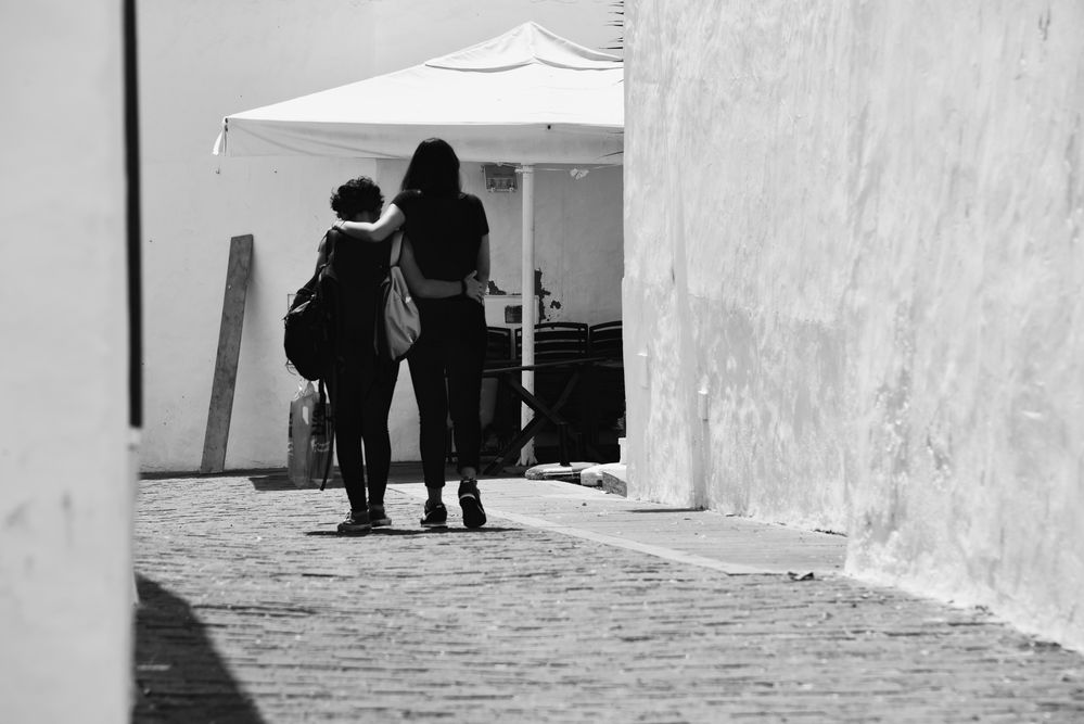 Komm, wir gehen nach Hause! Foto & Bild streetfotografie mit menschen, kommunikation; grafik