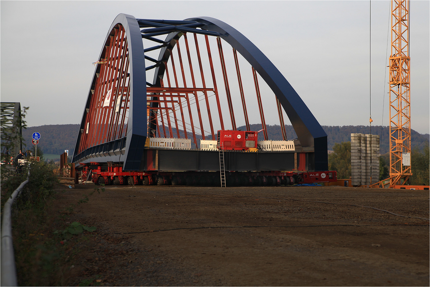 Kommt eine Brücke gefahren . . .