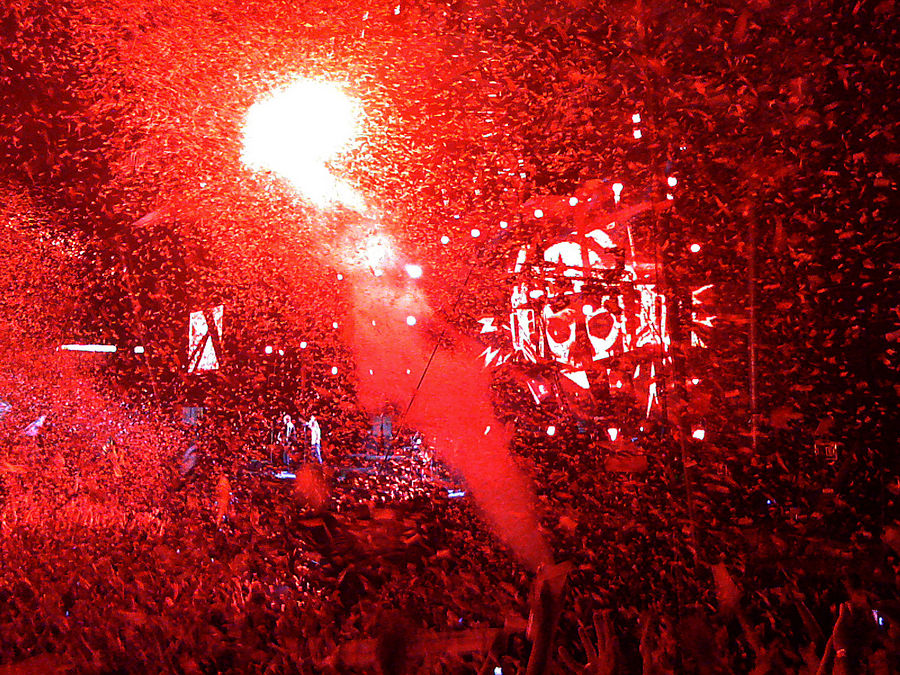 Konfettiregen Die Toten Hosen , Waldbühne Berlin