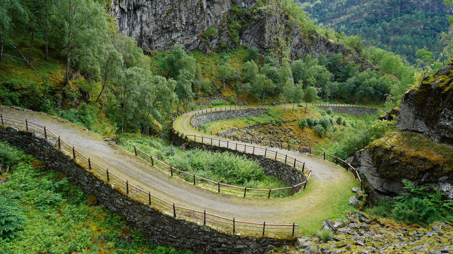 Kongevegen bei Borgund in Norwegen