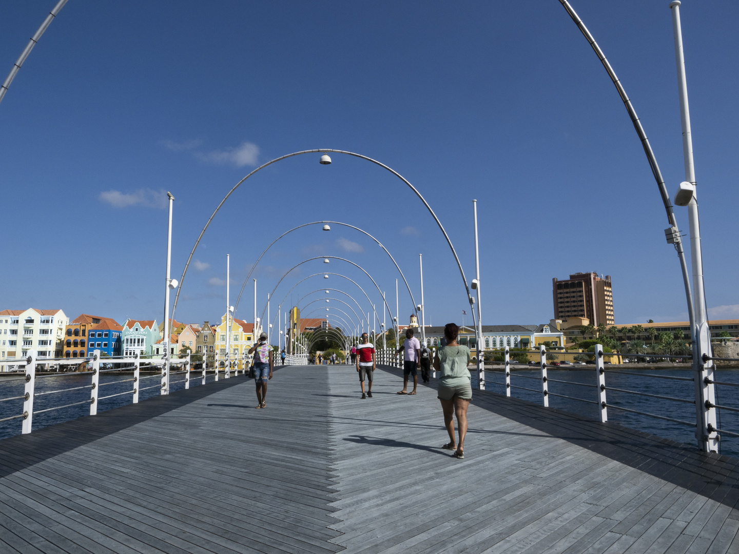 Koningin Emmabrug (Swinging Old Lady)