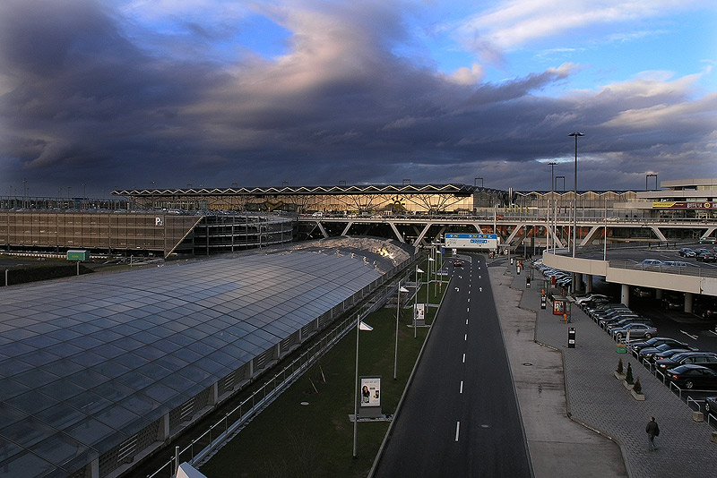 Konrad-Adenauer-Flughafen