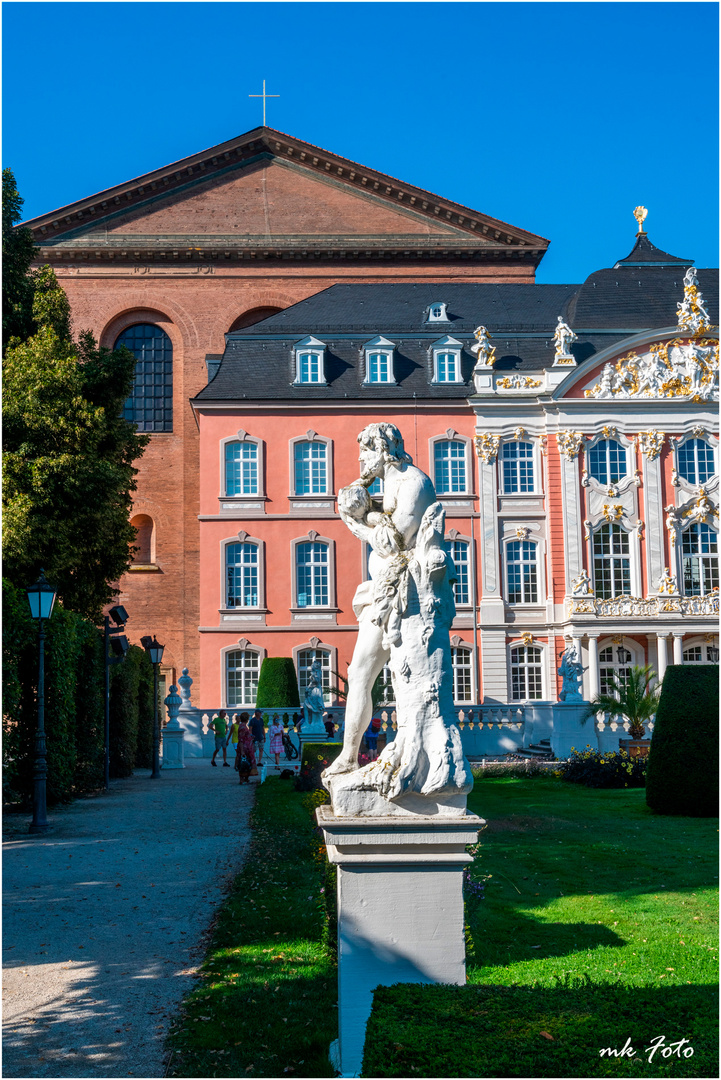 Konstantinbasilika und Palastgarten in Trier