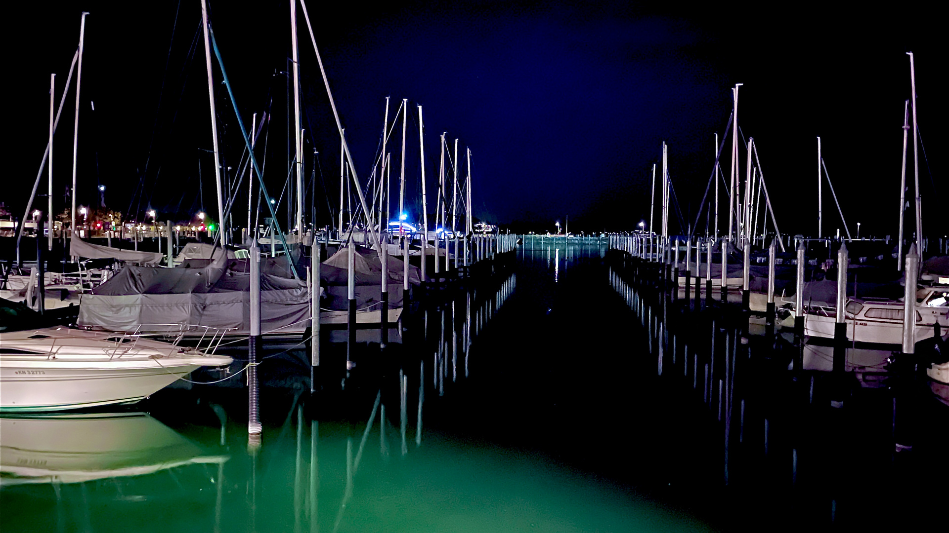 Konstanz - Jachthafen am Abend