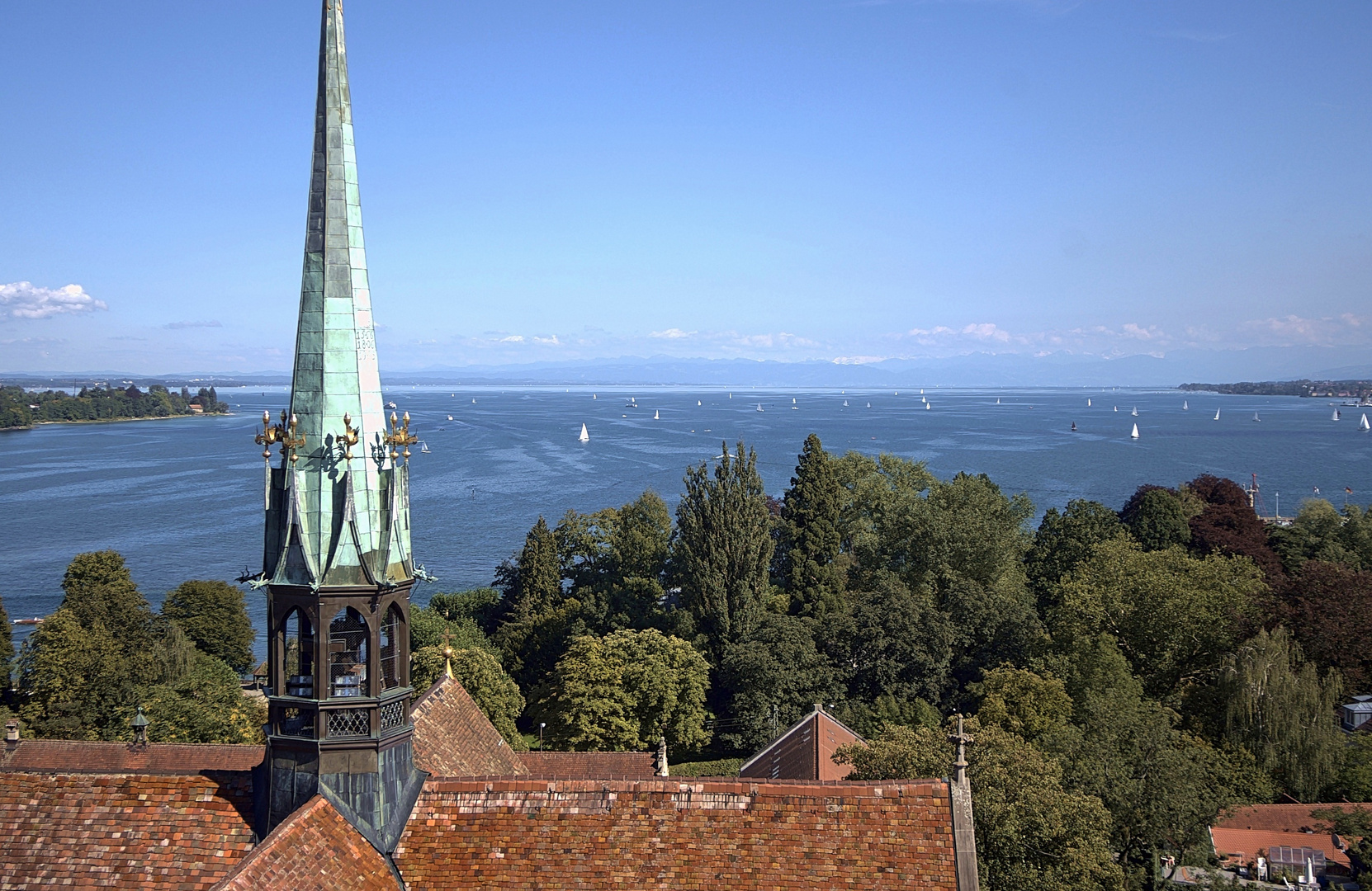 Konstanzer Münsterblick über den Bodensee