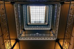 * Kontorhaus-Treppe *
