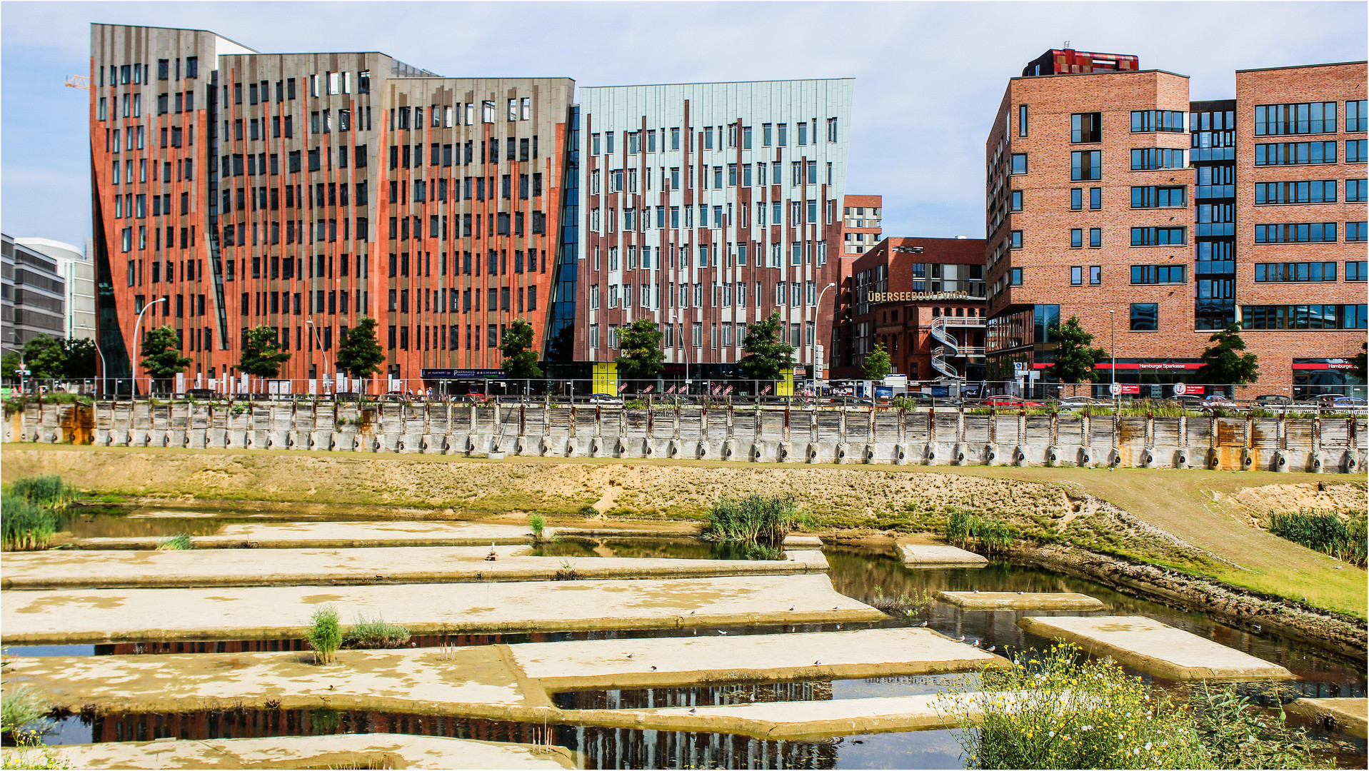 Kontraste in der Hafencity Hamburg