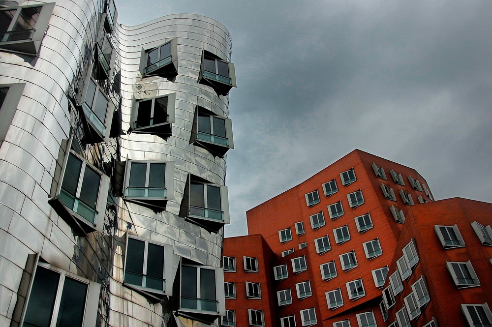 Kontraste: Medienhafen Düsseldorf