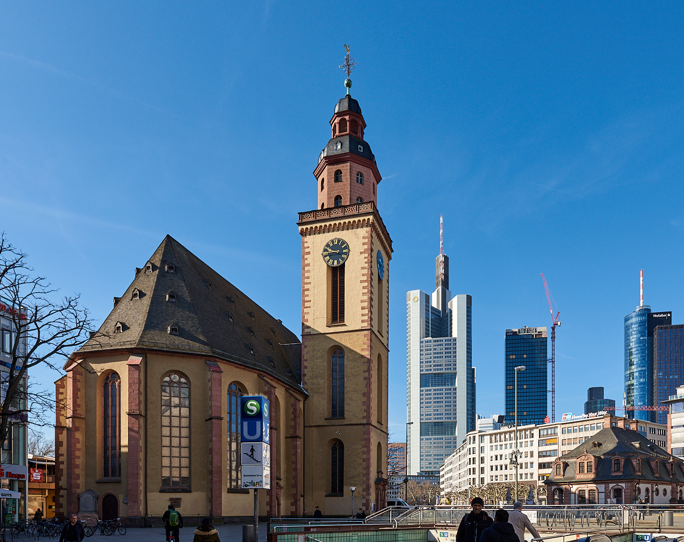 Kontrastprogramm in  Frankfurter am Main...