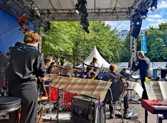 Konzert 4Juli24 BUJAZZO Stgt p30-24-204-col +Fotos +Text