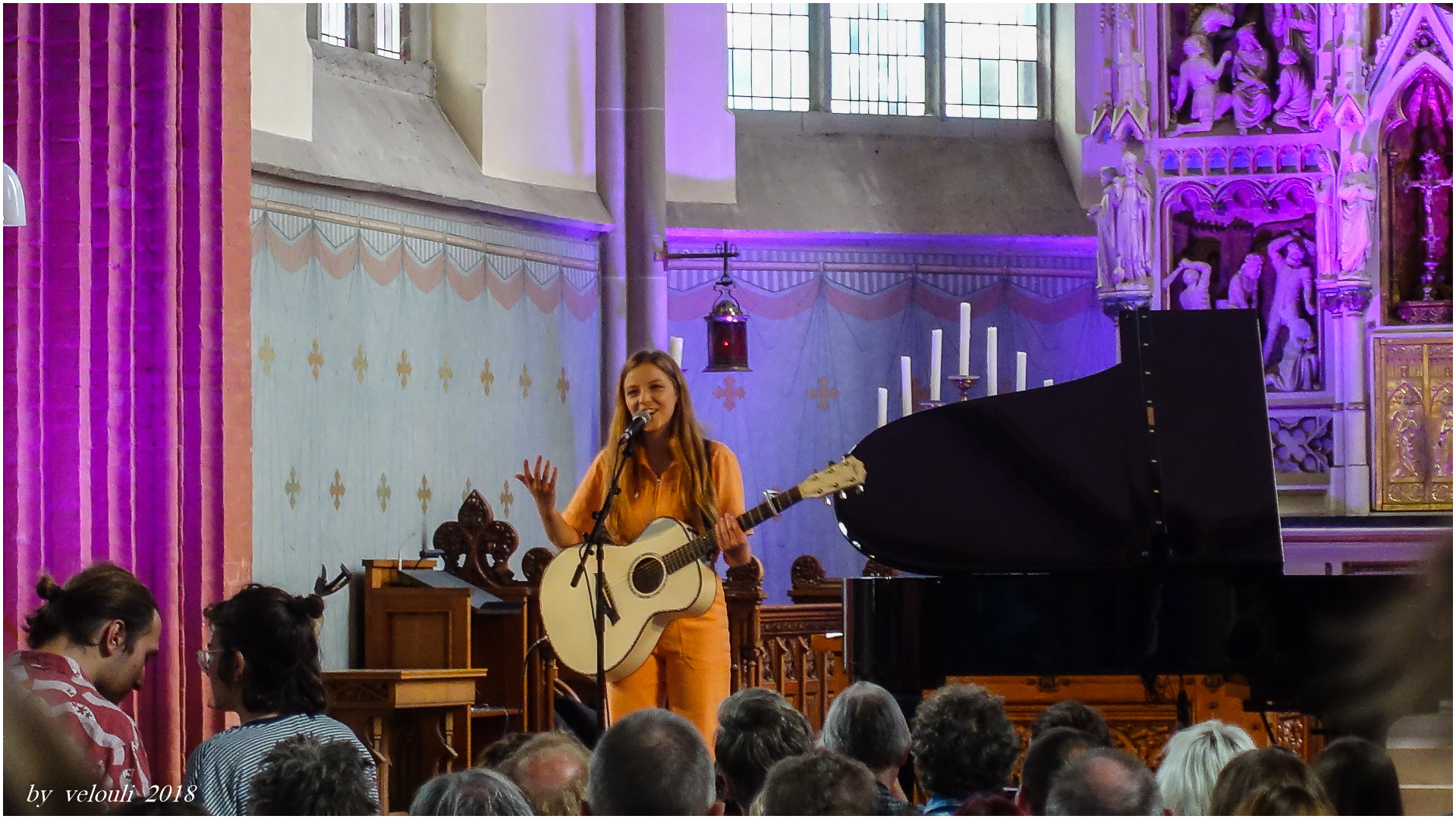 Konzert im lila Licht