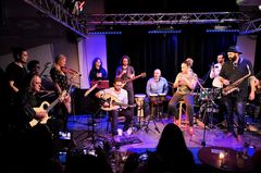 Konzert Stgt LAB World Music P20-19-16-col +Hinweis +7Fotos