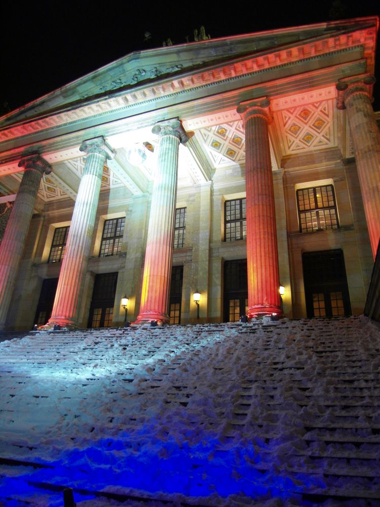 Konzerthaus bei Nacht