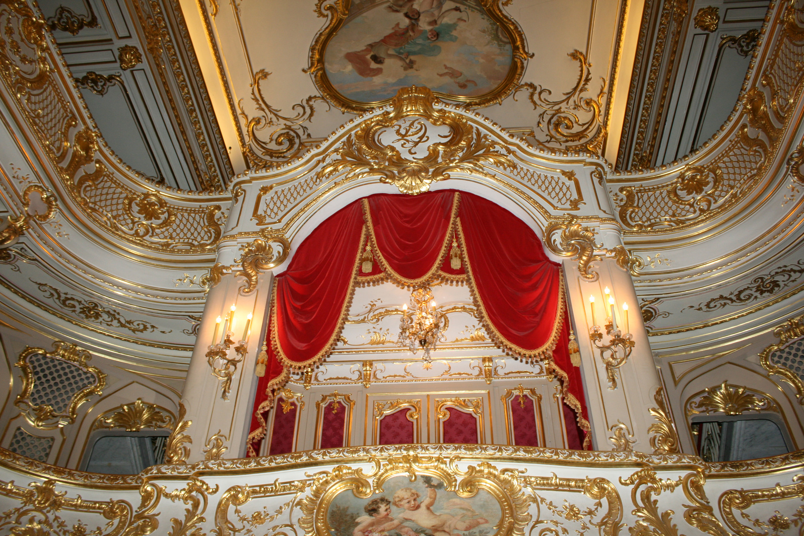 Konzertsaal im Jusupow-Palast in Sankt Petersburg