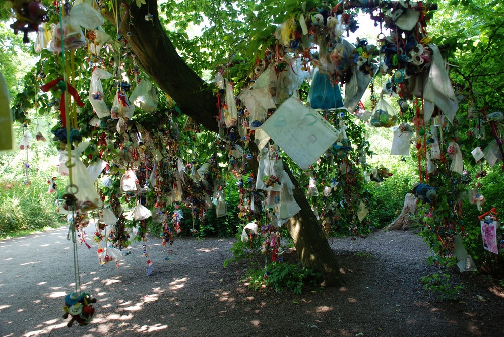 Kopenhagen Schnullerbaum! Tradition aus Dänemark