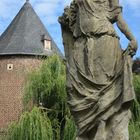 Kopflose Statue - Schloss Hueth bei Emmerich