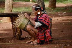 korbflechter, laos 2010