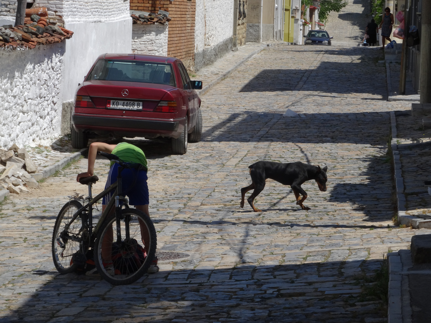 Korca, Straßenszene...