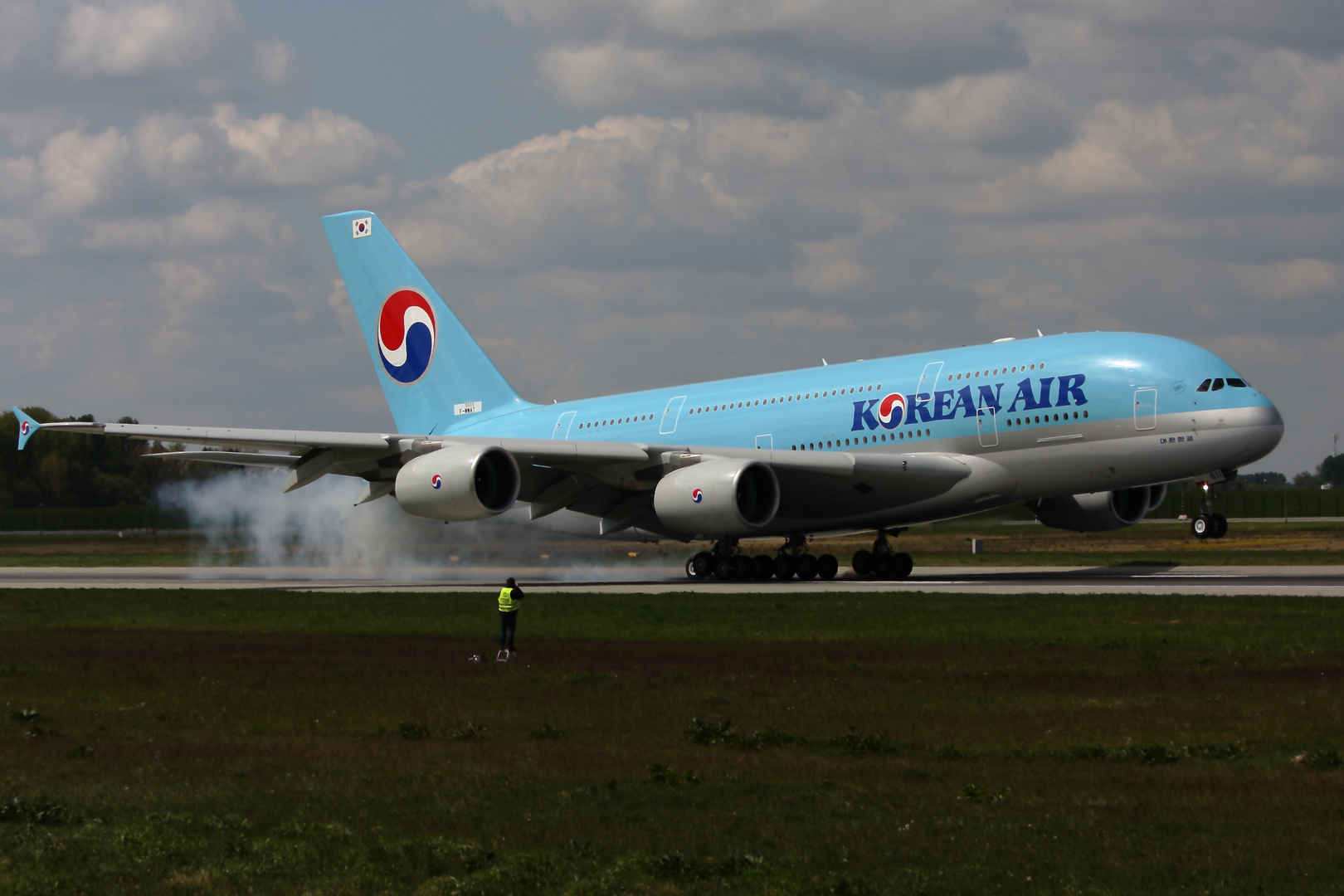 Korean Airlines A380-861