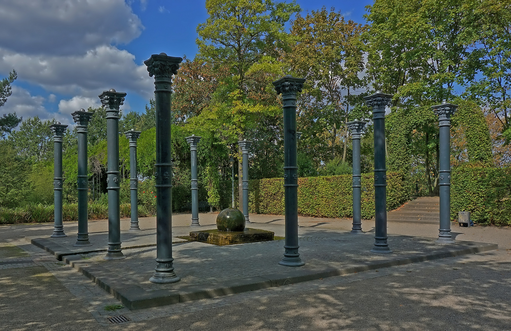 Korinthische Säulen in Mülheim