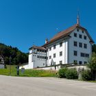 Kornschütte und Schloss Altishofen