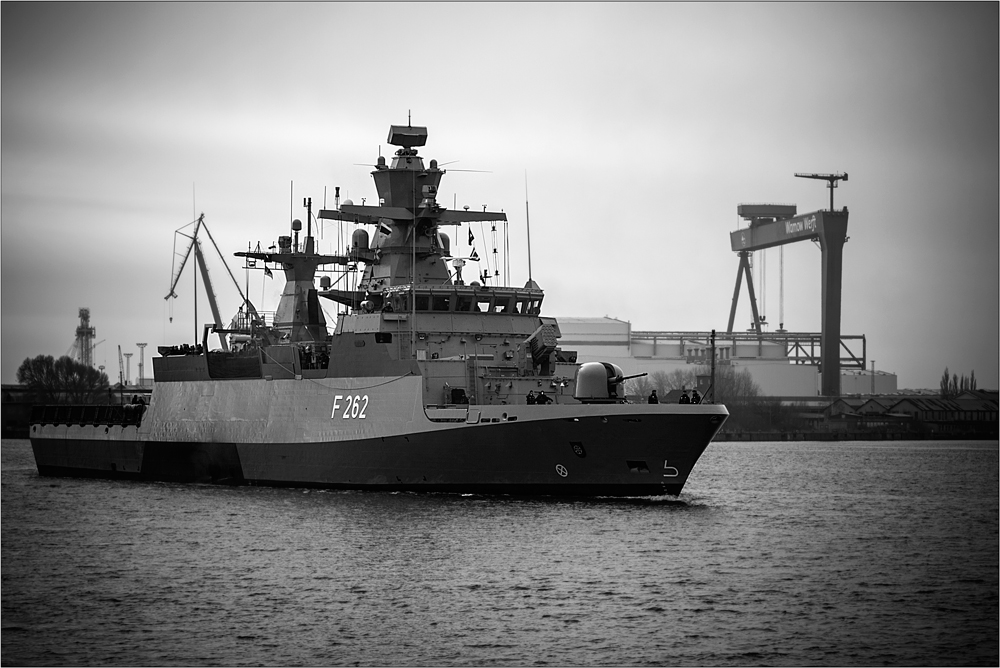 Korvette Erfurt sw Foto & Bild schiffe und seewege, kriegsschiffe