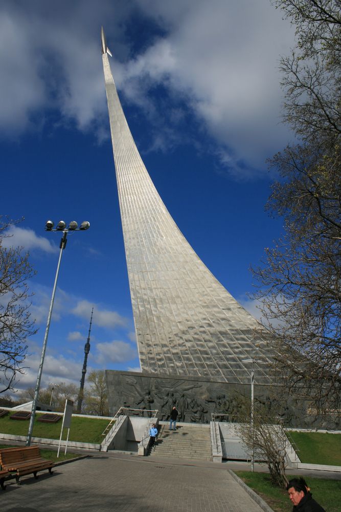 Kosmonautendenkmal in Moskau