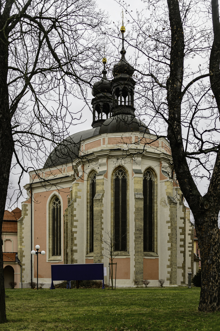 Kostel Nanebevzetí panny Marie a Karla Velikého