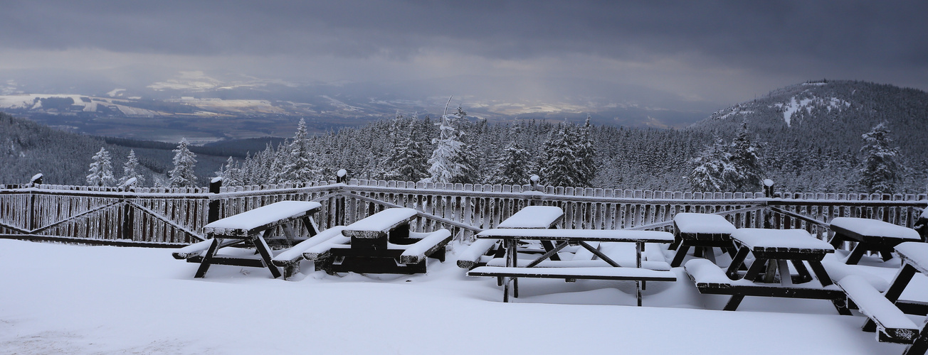 Kotlina Klodzka in February