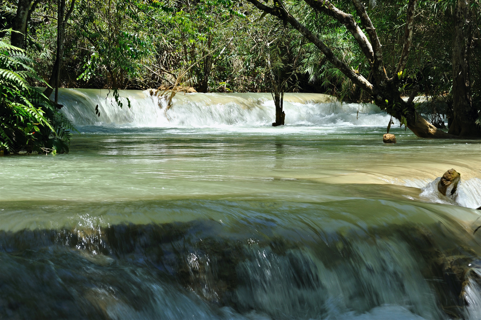 Kouang Si Waterfall 02