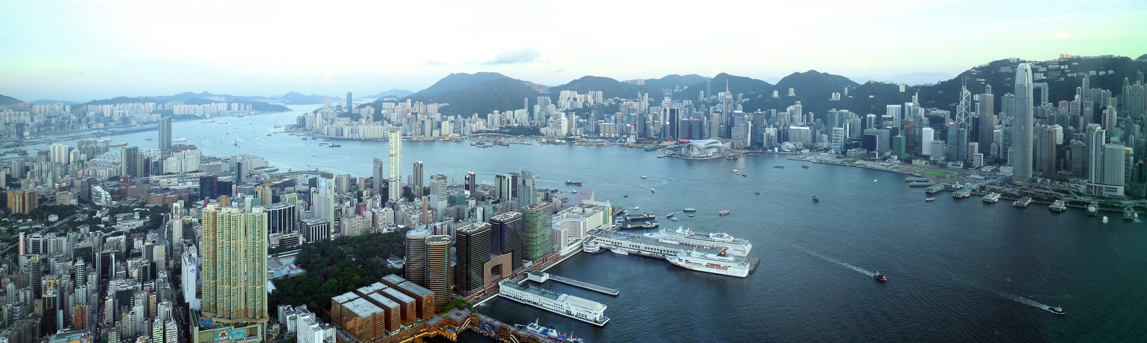 Kowloon Bay - HKG Island ©