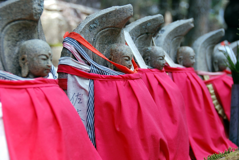 Koyasan - Okuno-in Cemetery