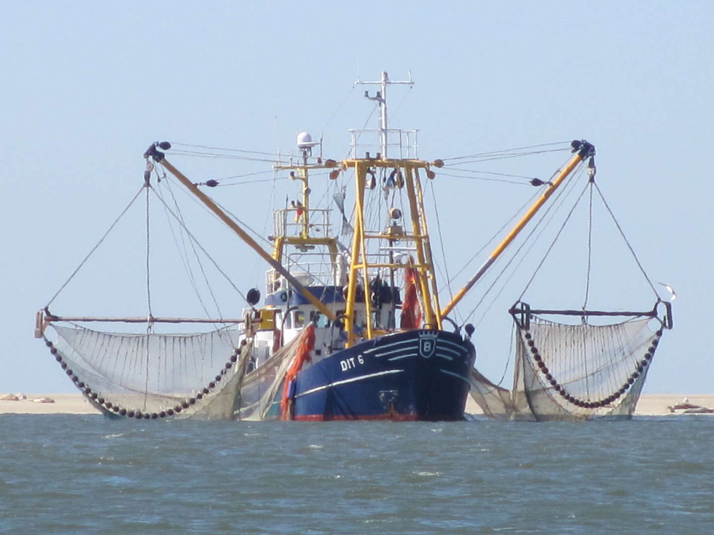 Krabbenkutter vor Borkum