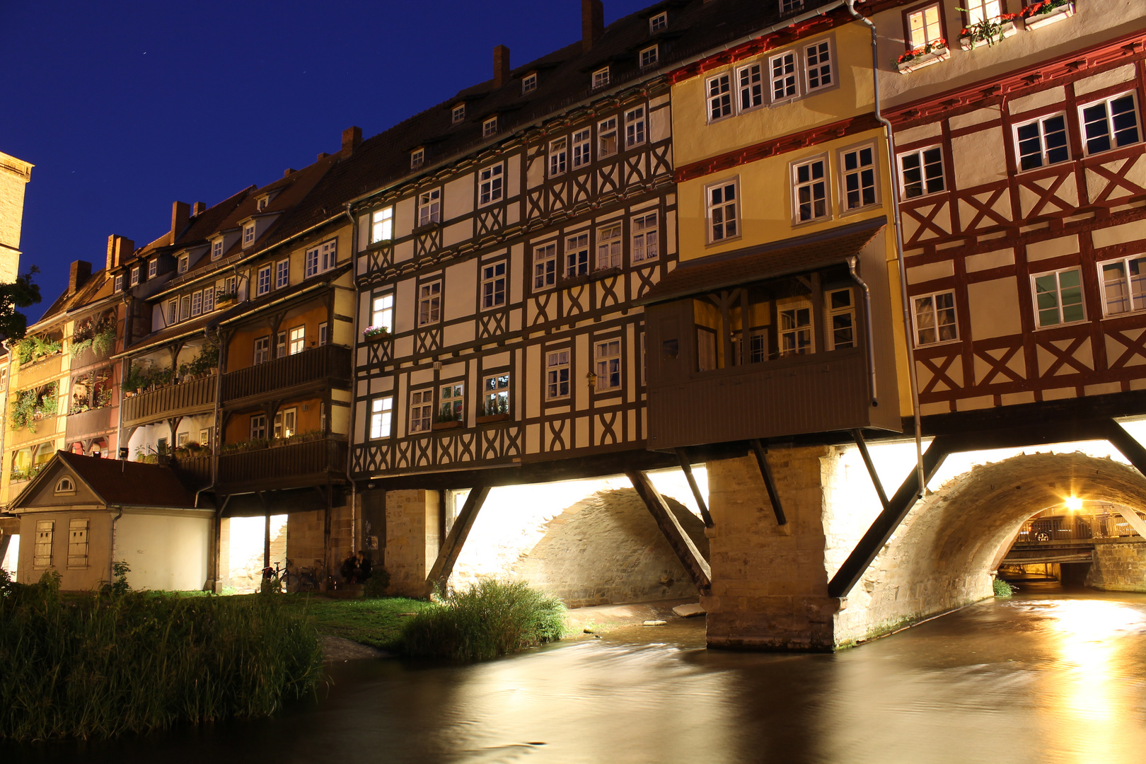 Krämerbrücke bei Nacht