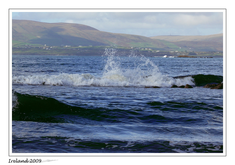 Kraft des Wassers (bei Waterville, Southwest Ireland)