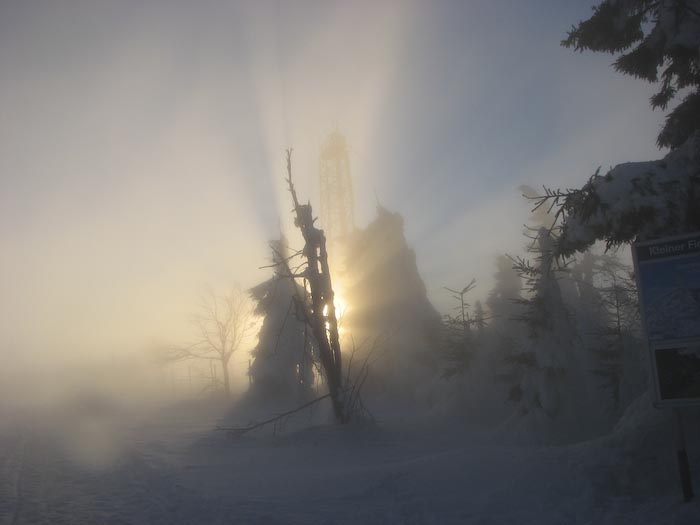 Kraftmessung Sonne-Nebel