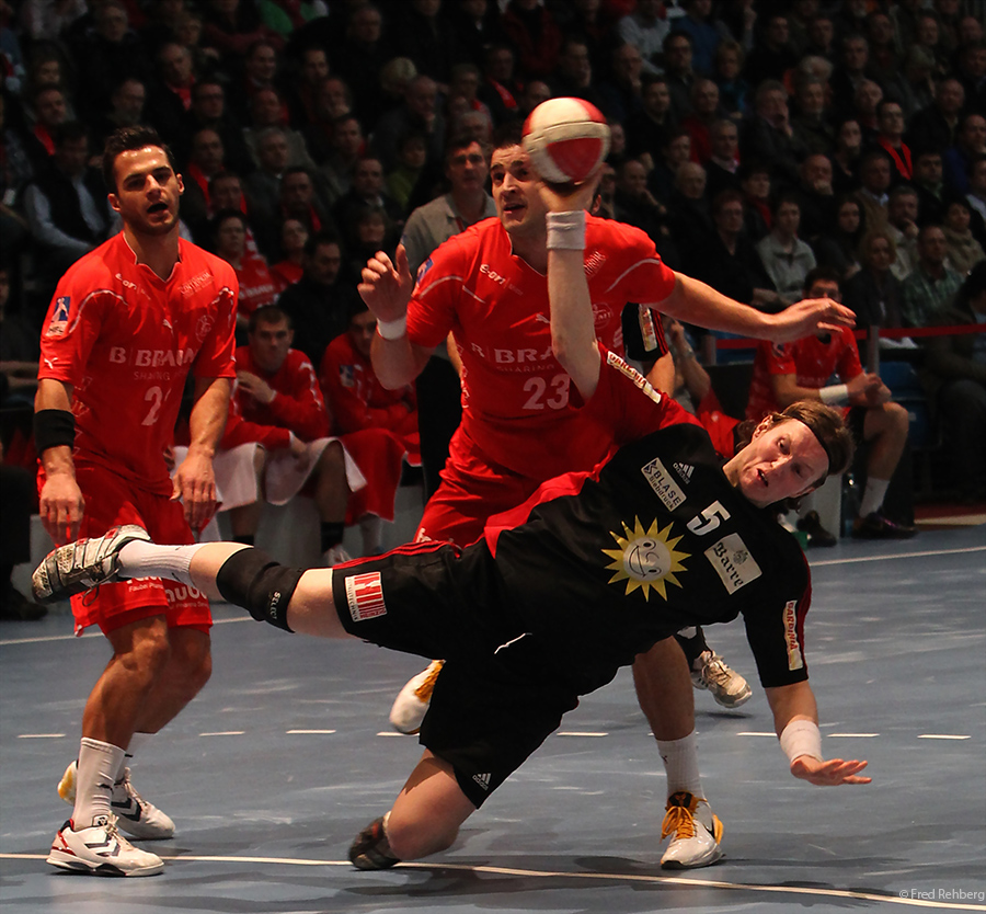 ... kraftvoll - Handball Bundesliga
